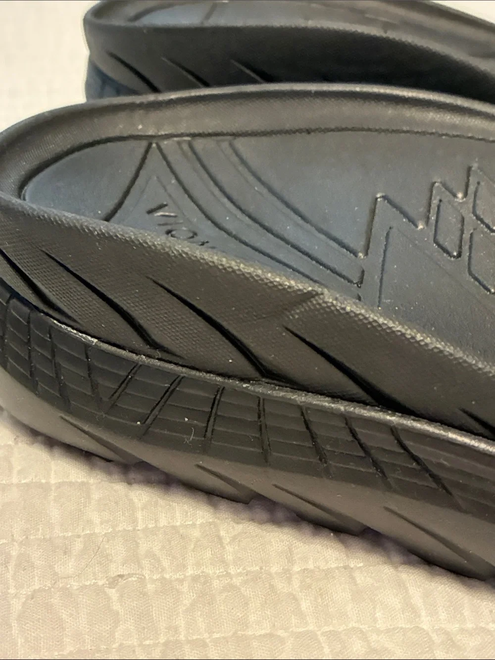 Vionic Men's Black Slide Sandals with Adjustable Strap NWT 7.5 M 9 W